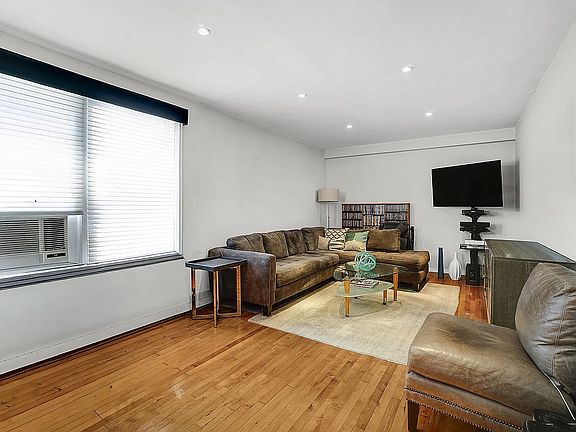 4th image of 9801 Shore Rd APT 1Q