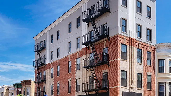 Rented by Nooklyn NYC LLC | media 9