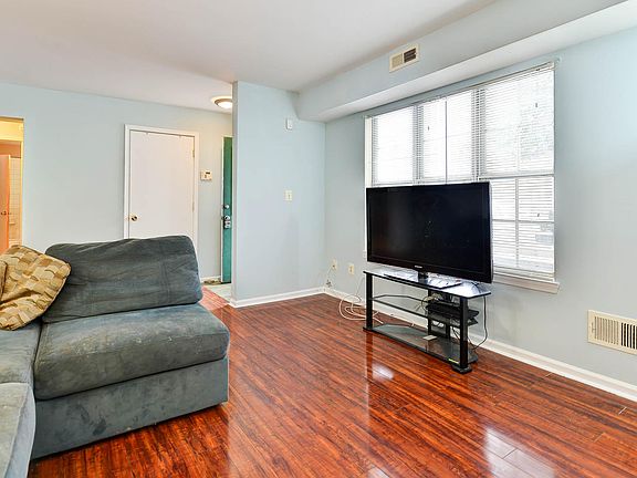 5th image of 4124 Winter Harbor Ct #129F