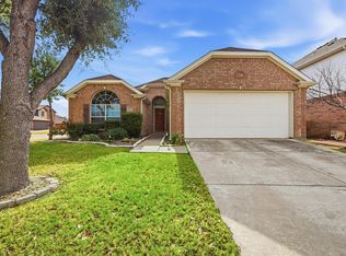 1020 Hay Stack Ct, Little Elm, TX 75068