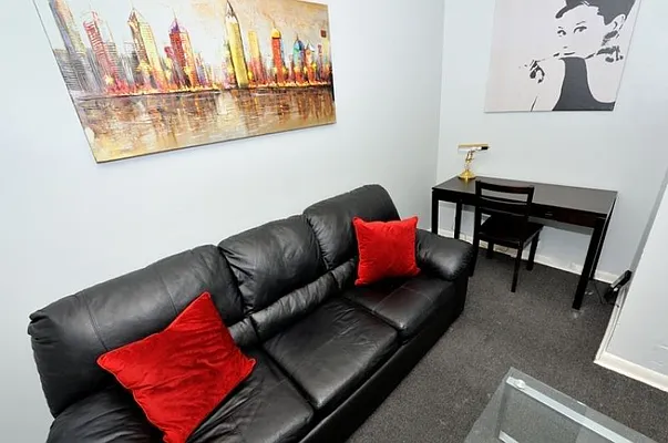 Rented by Eisenberg Exclusives | media 49