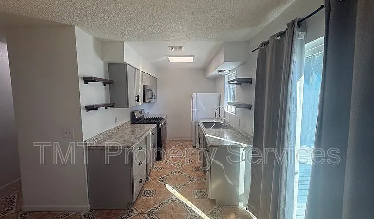 714 Tanner Dr #C4 — Photo 5