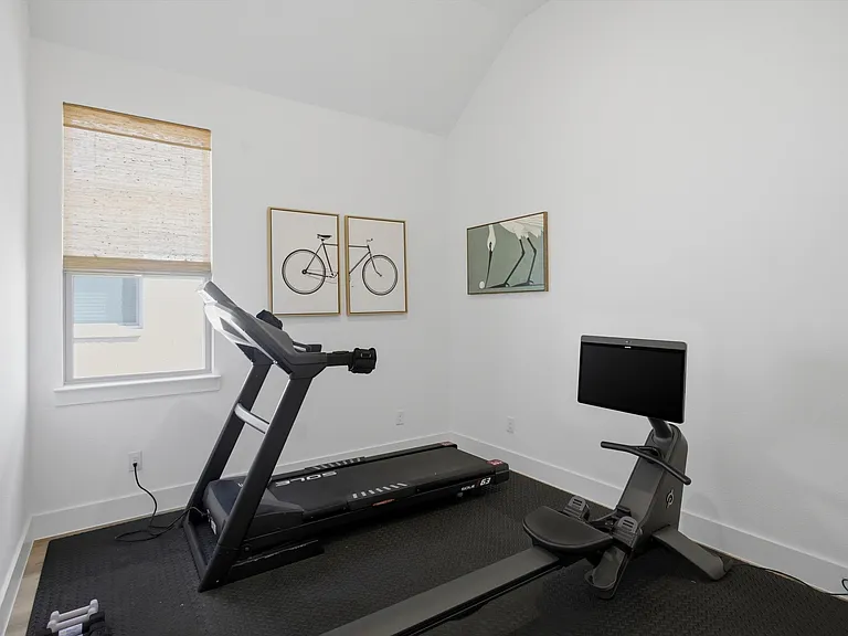 6033 Strada Cv — Photo 26