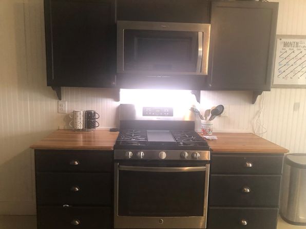 61 Merritt St, Hawkinsville, GA 31036