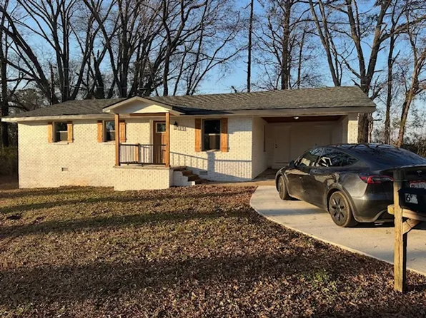 60 Horseshoe Bnd, Senoia, GA 30276