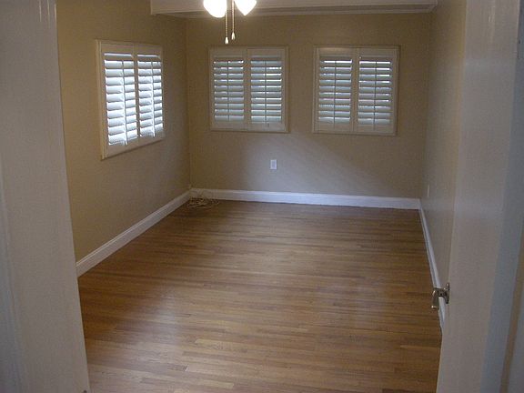 3rd image of 4718 W Vasconia St