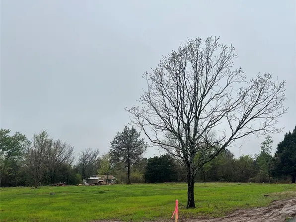 4 E 978th Rd, Gore, OK 74435