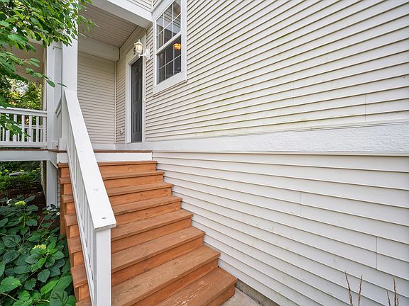4th image of 1476 Cambria Dr #213-5