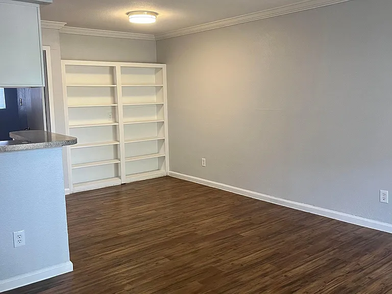 4747 Allendale Rd — Photo 20
