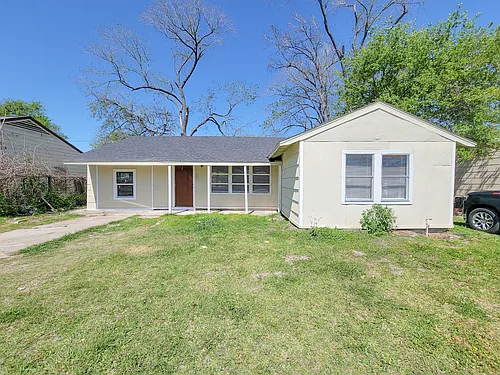 5815 Southseas St Photo 1