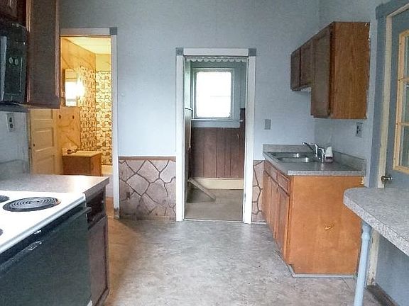 5th image of 1019 S 15th St