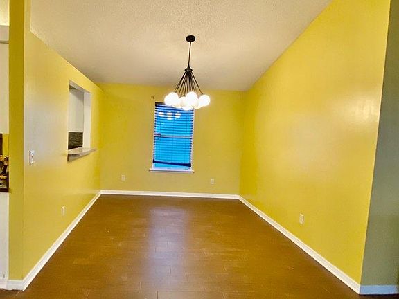 5th image of 4235 Jillian Dr