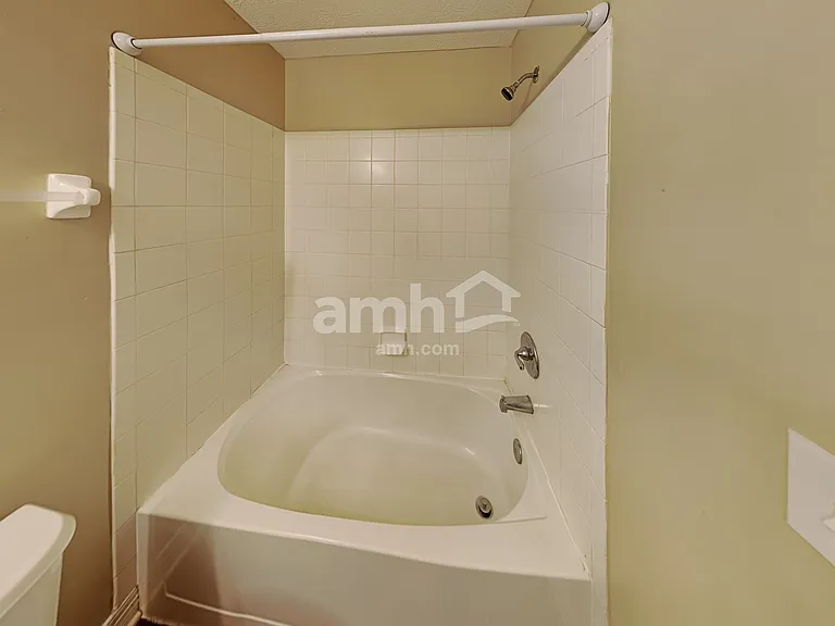 1739 Autumn Dr — Photo 17