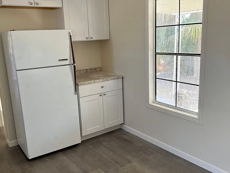 2080 Sweetwater Dr — Photo 11