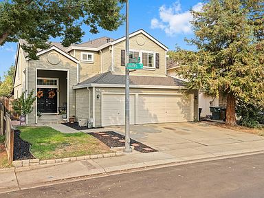 745 Waddell Way Modesto Ca 95357 Zillow