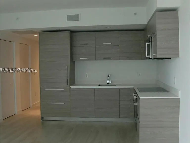 1300 S Miami Ave #1908 — Photo 1