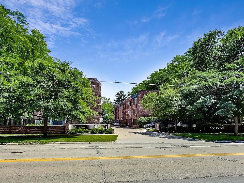 1st image of 914 Central Ave