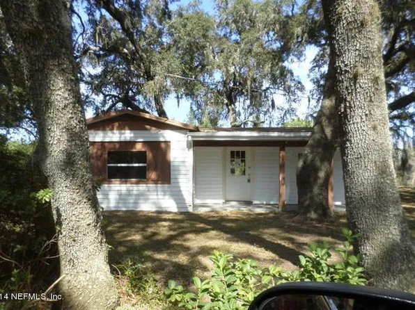 106 Pennsylvania Ave, Pomona Park, FL 32181