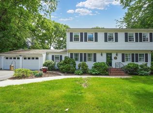405 Beverly Rd, Franklin, MA 02038