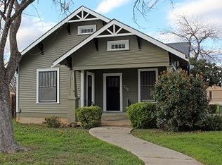 1402 20th St, Hondo, TX 78861