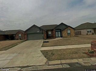 1135 S Marina Dr, Oologah, OK 74053