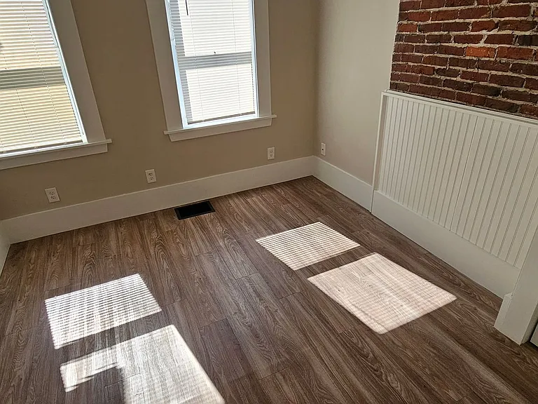 Amoskeag Apartments — Photo 3