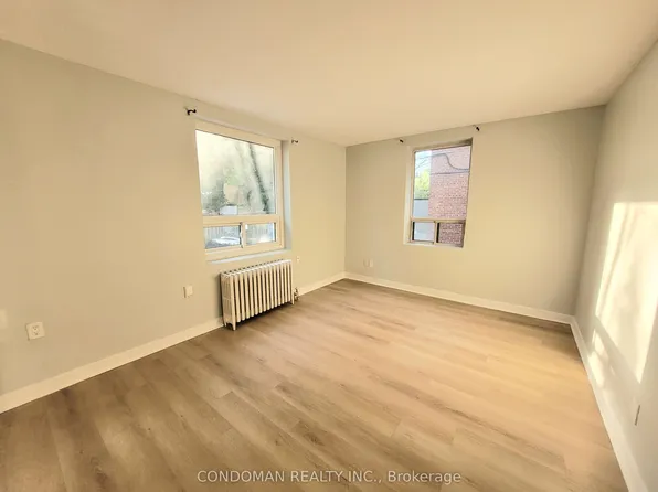 852 Broadview Ave, Toronto, ON
