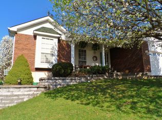 86 Adventura Dr, Festus, MO 63028