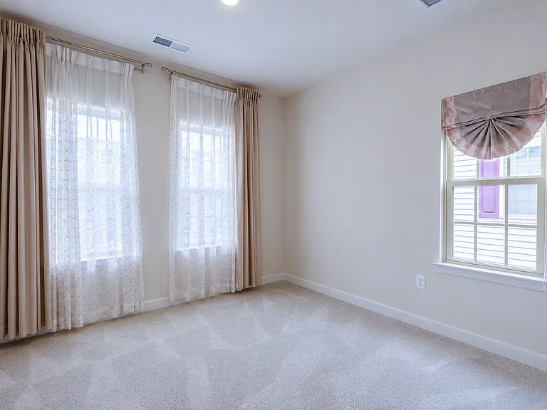8032 Spring Arbor Dr — Photo 25
