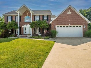 503 Crown Passage Dr, Saint Charles, MO