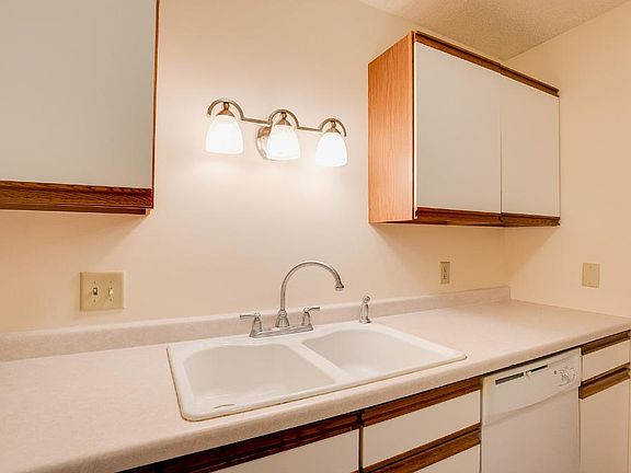3rd image of 1841 113th Ave NW APT 105