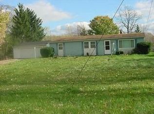 2430 Old Austinburg Rd, Ashtabula, OH 44004