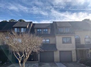 2216 Hermit Thrush Ln, Virginia Beach, VA 23455
