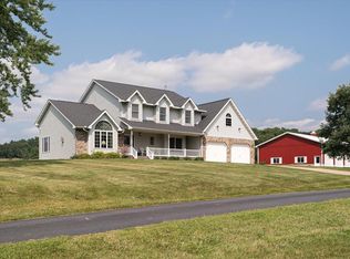 20540 Stove Rd, Eastman, WI 54626