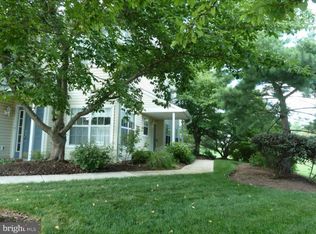 1007 Waterford Rd #154, Morrisville, PA 19067