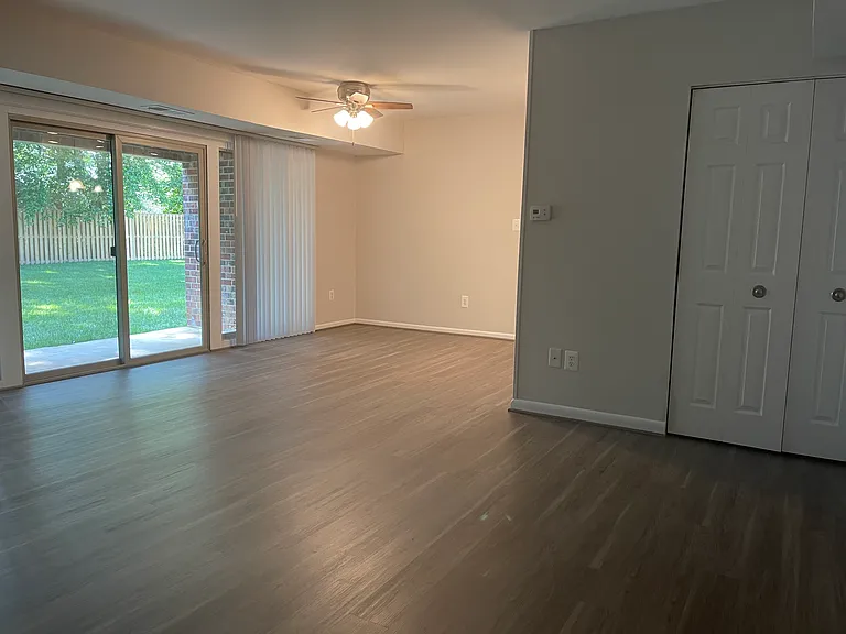 Skyview Apartments — Photo 9