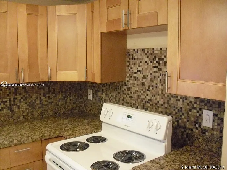 121 Golden Isles Dr #407 — Photo 10