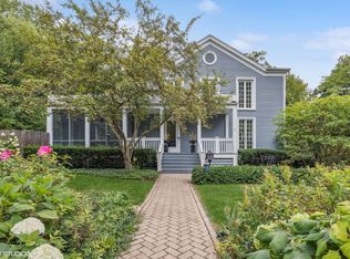 437 N Green Bay Rd, Lake Forest, IL 60045