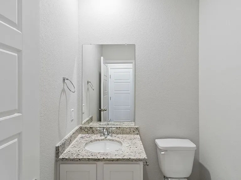801 Staglin St #A — Photo 13