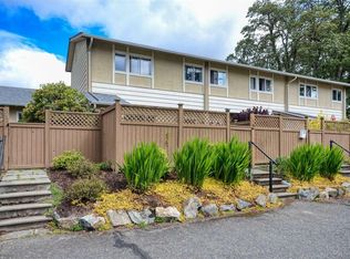 3981 Nelthorpe St #14, Saanich, BC V8X3Z2