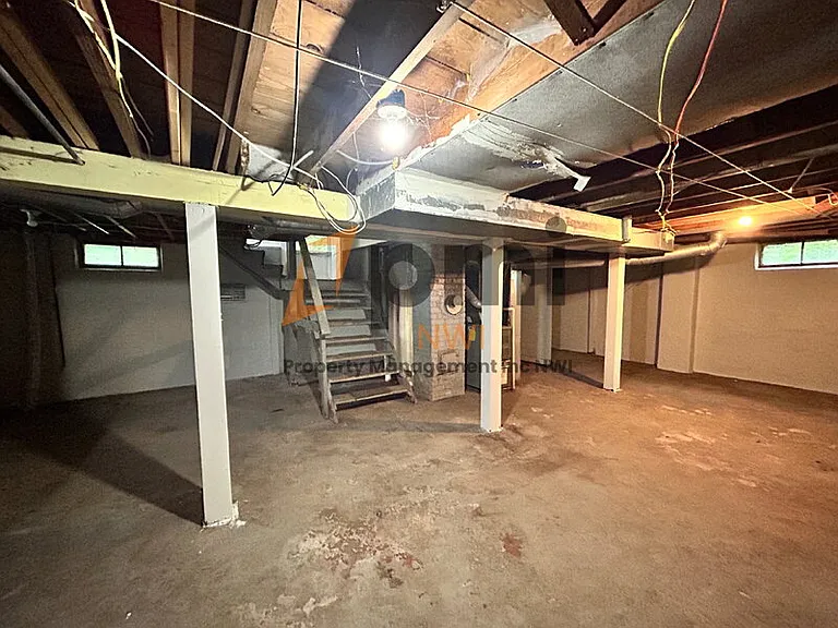 1110 Lafayette St — Photo 15