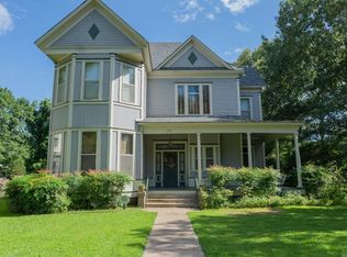 227 Cherry St, Arkadelphia, AR 71923