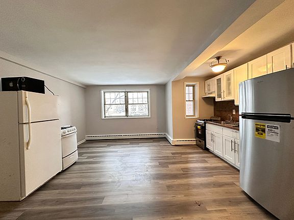 3rd image of 2465-67 John F Kennedy Blvd #2J