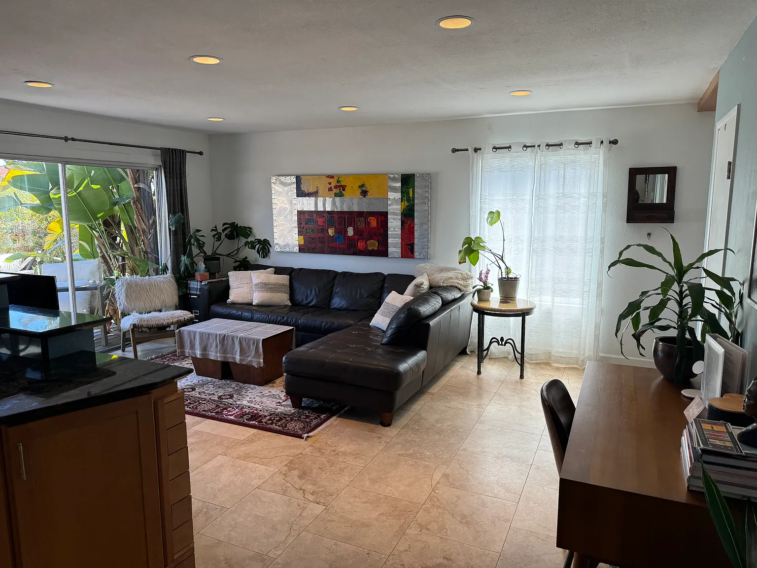 2 bed, 955 sqft, $4,600 — Photo 2