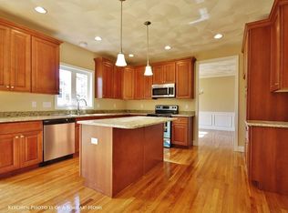 9 Exeter Rd, Hudson, MA 01749