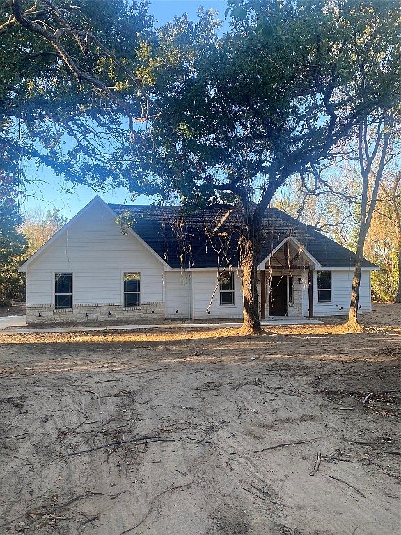 1355 Jay Bird Rd, Springtown, TX 76082 MLS 20456610 Zillow