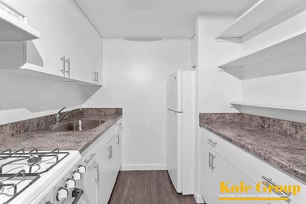 Rented by Kole Group | media 8