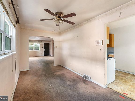 5th image of 112 Felton Ave
