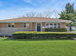 7441 Lake St, Morton Grove, IL