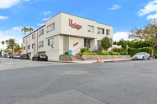 1001 N Gardner Photo 1